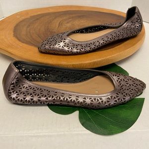 Joes Jeans Stenciled pointed toe Metallic Mauve Flats